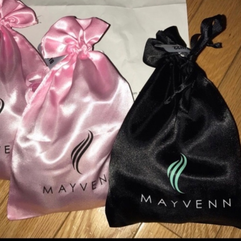 4 NWT BUNDLES OF MAYVENN BRAZILIAN LOOSE WAVE HAIR
